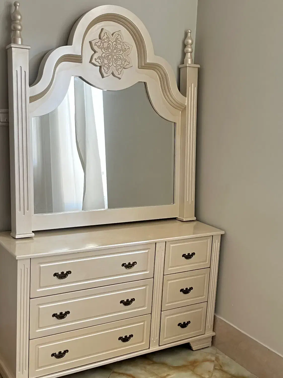 میز ارایش|جاکفشی، کمد، دراور|قم, دروازه چوبی|دیوار