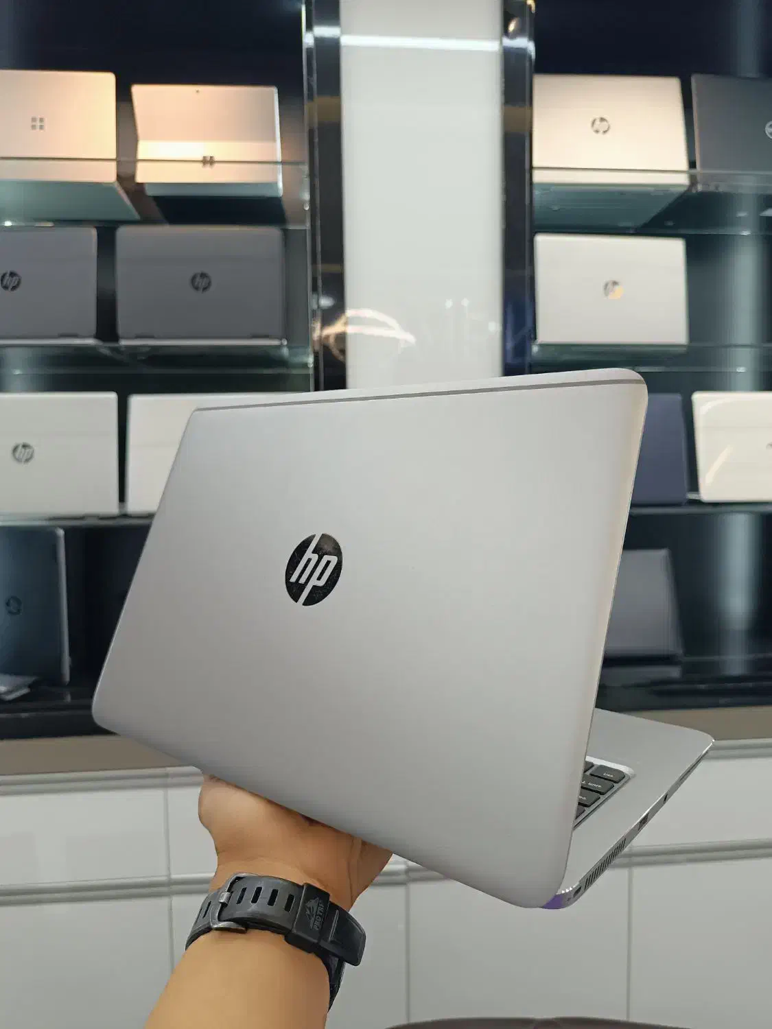 ظریف،پرسرعت،SSDدار، پردازنده i7،بدنه فلزی|رایانه همراه|کرمانشاه, |دیوار