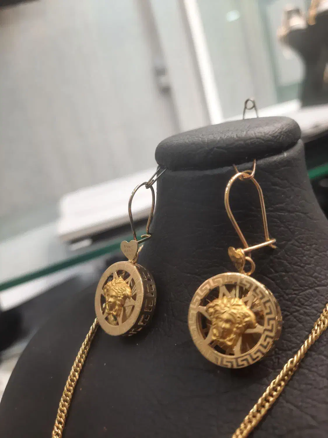 نیم ست ورساچه. فقط ۷ درصد|جواهرات|رحیم‌آباد, |دیوار