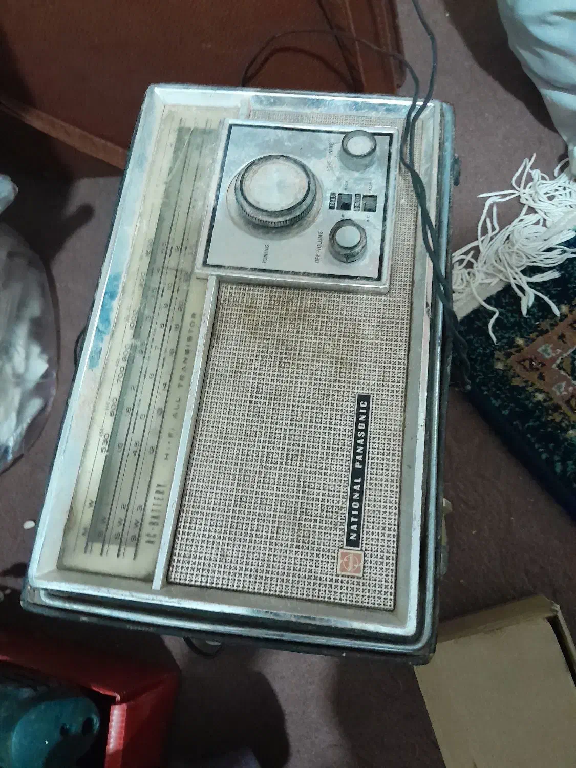 ۳عدد رادیو قدیمی|کلکسیون اشیاء عتیقه|بهارستان, |دیوار