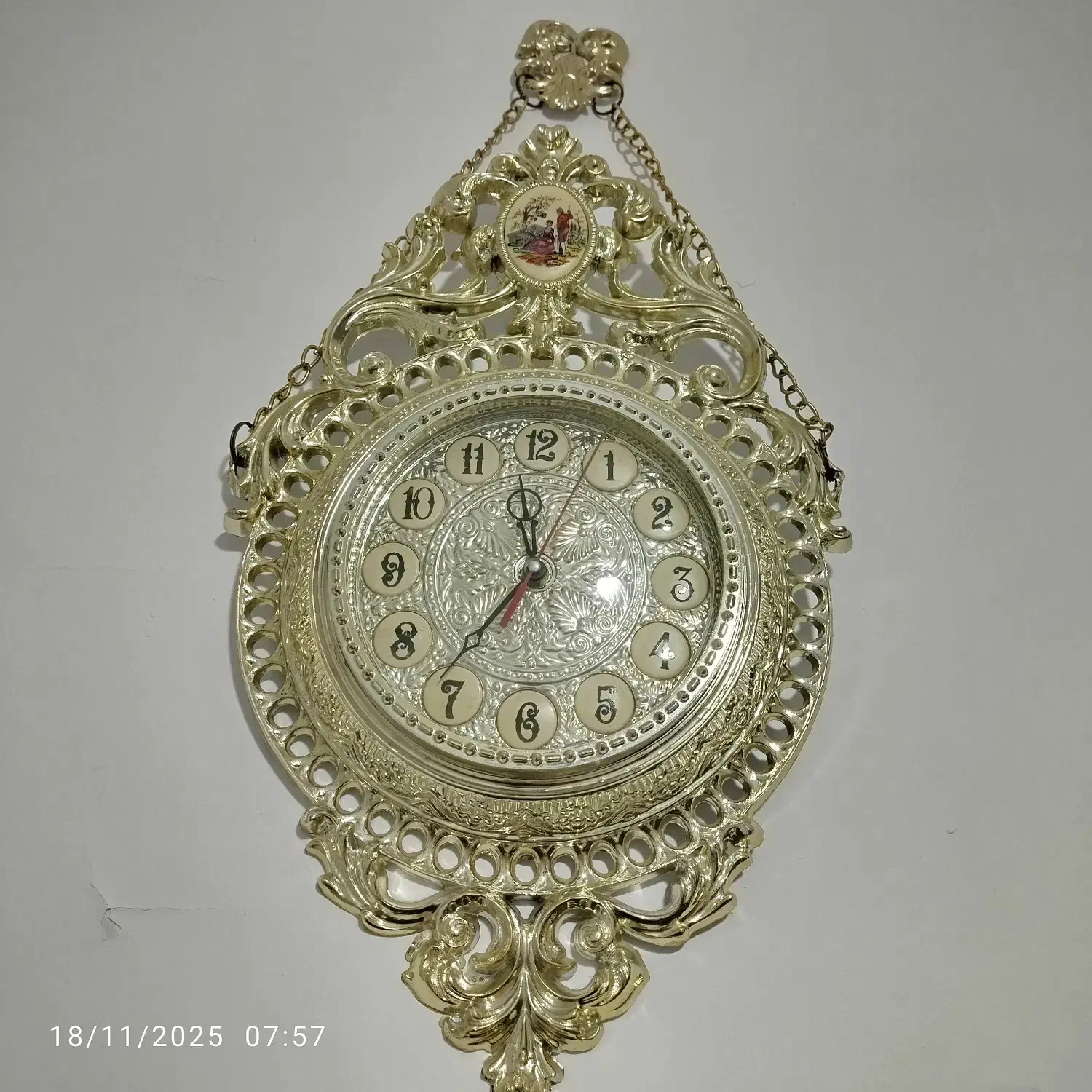 ساعت طلایی|ساعت دیواری و تزئینی|مشهد, طلاب|دیوار