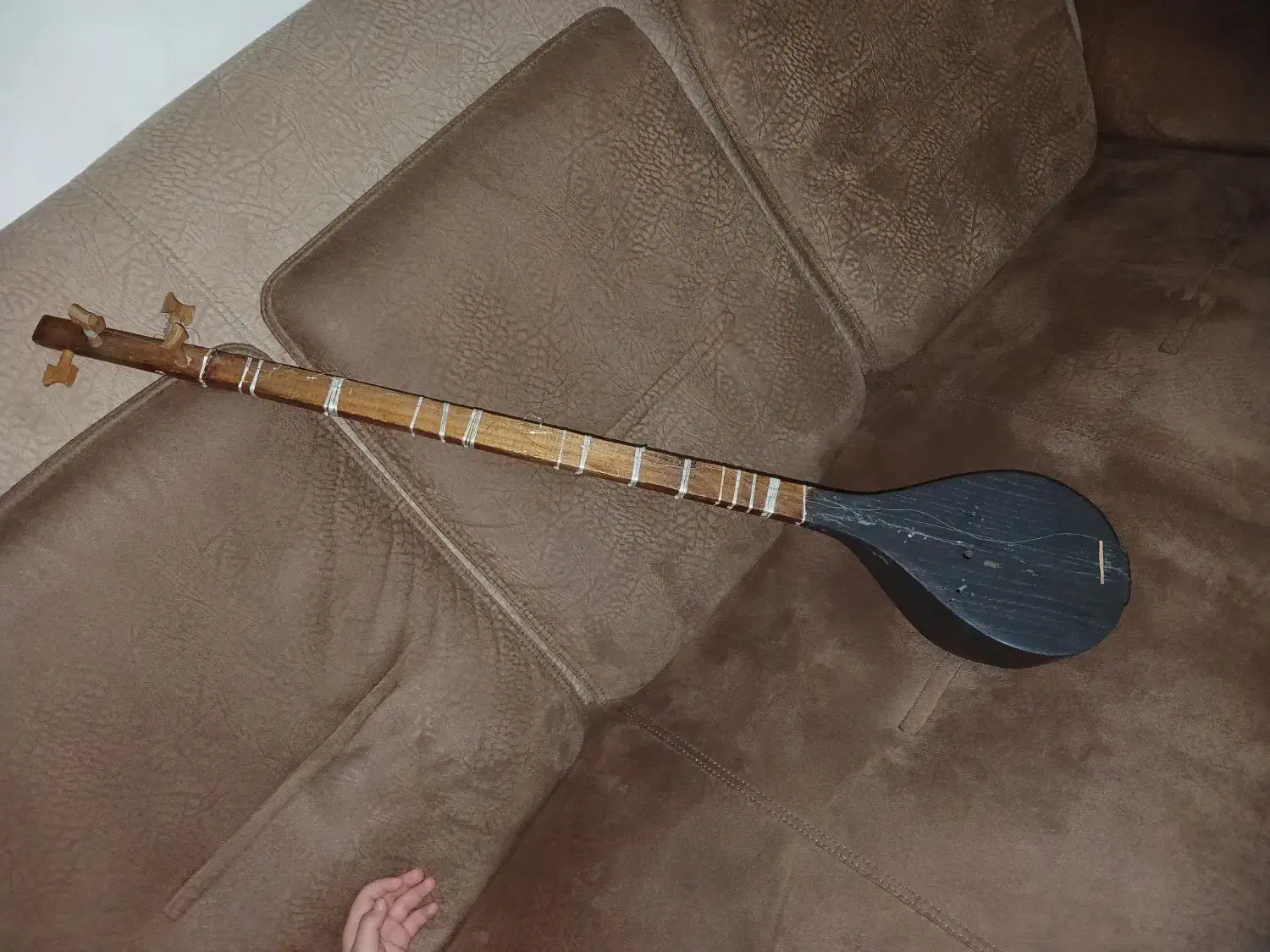 سه تار|سازهای سنتی|دزفول, |دیوار