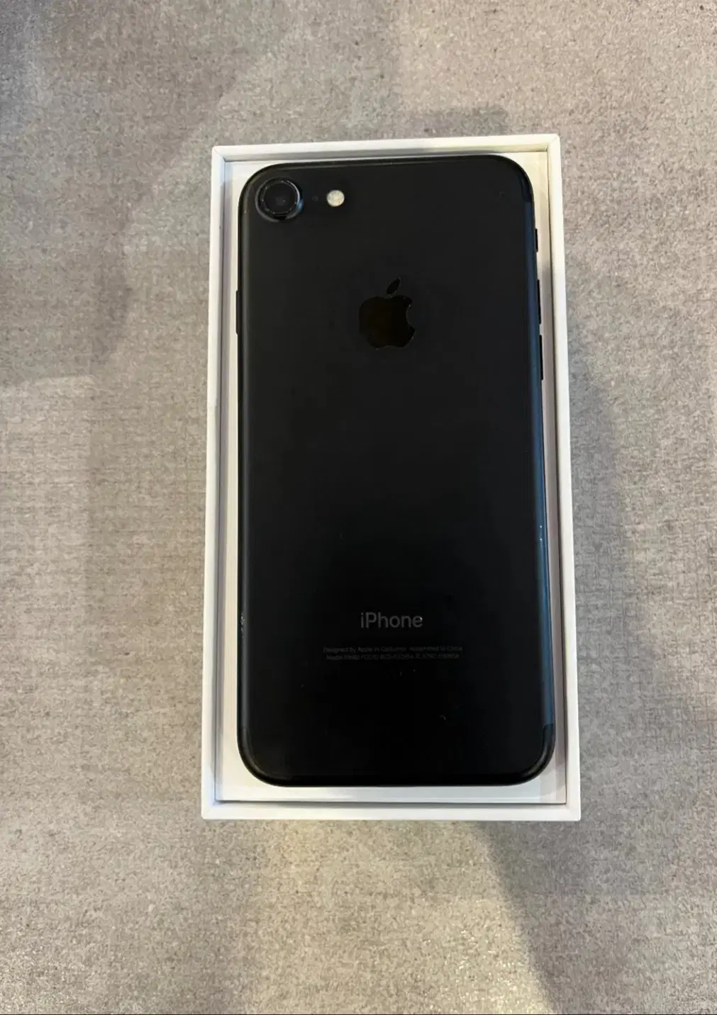 iPhone 7 128 gig Matte Black|موبایل|فولادشهر, مسکن مهر فولادشهر|دیوار