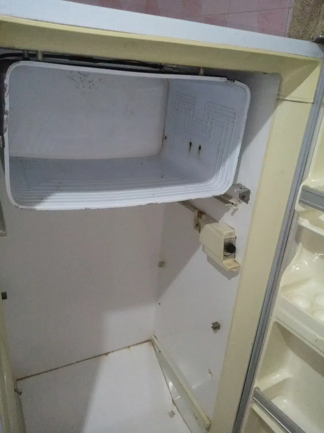 یخچال بوژان|یخچال و فریزر|تربتحیدریه, بازار|دیوار