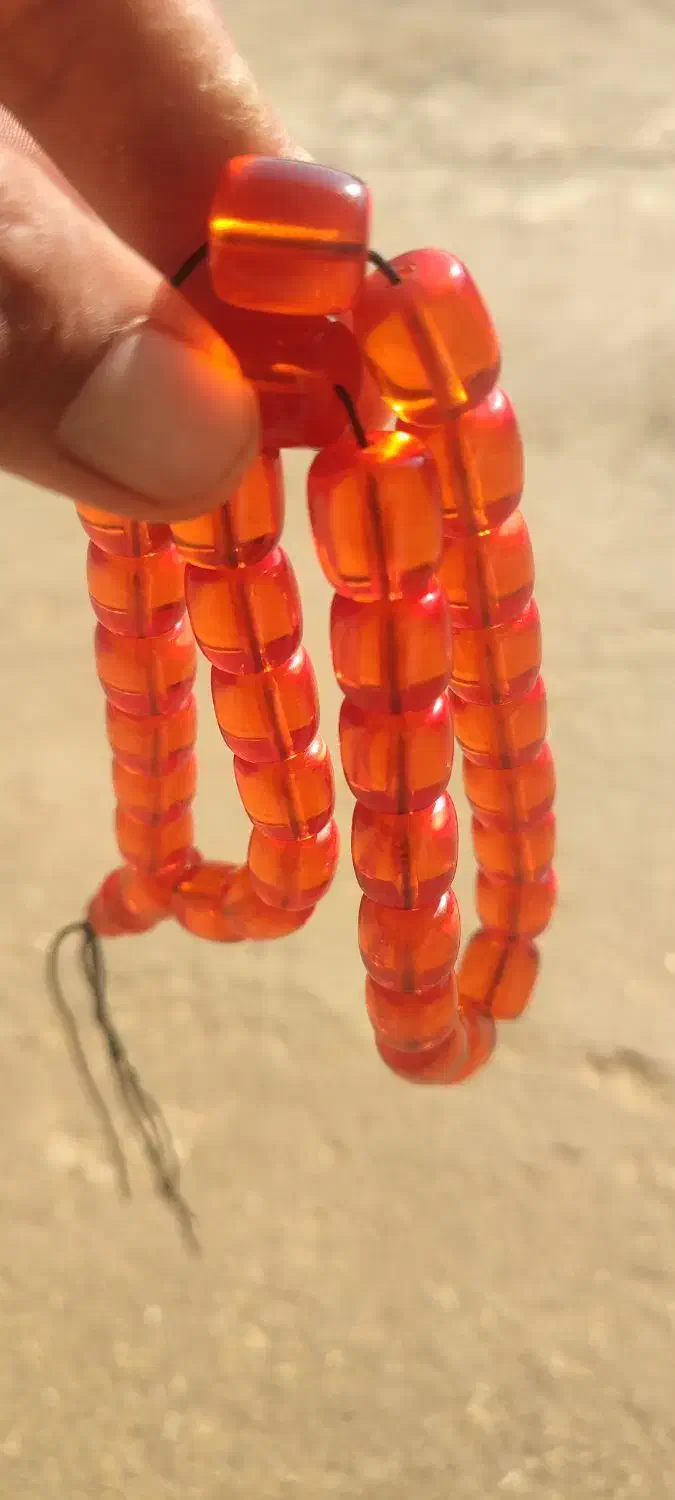 تسبیح سندلوس|کلکسیون اشیاء عتیقه|جهرم, |دیوار