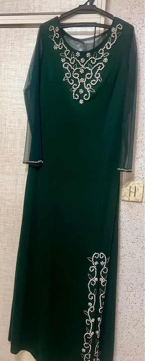 پیراهن مجلسی زنانه|لباس|رشت, استقامت ۲|دیوار