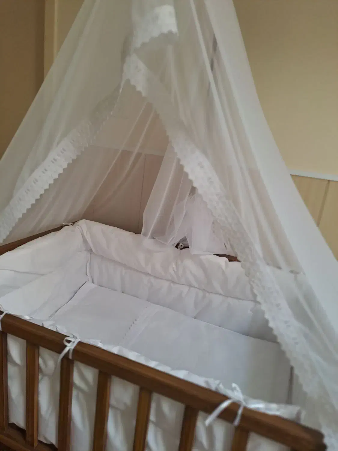 تخت کنار مادر|تخت و صندلی بچه|تبریز, |دیوار