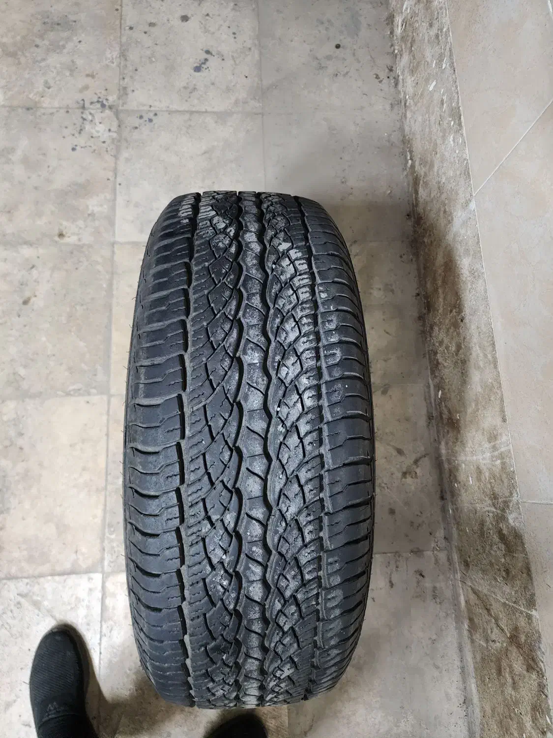 چهار حلقه لاستیک کی ام سی t8|قطعات یدکی و لوازم جانبی|پردیس, فاز ۴|دیوار