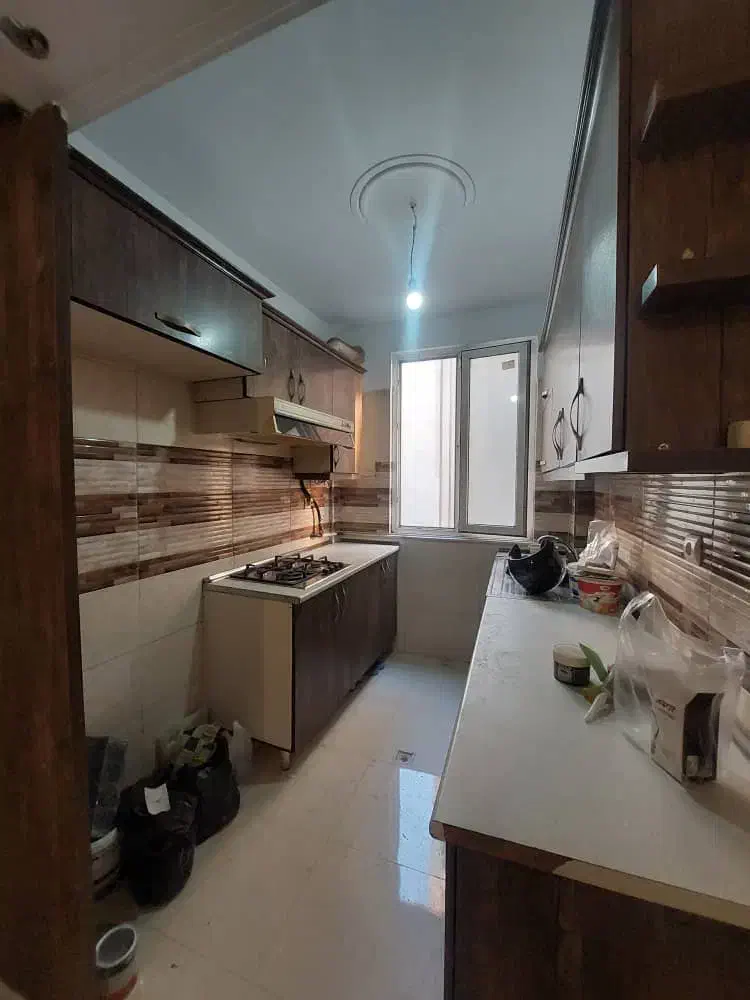 37متر 1خواب پارکینگدار کرمان شمالی رویان