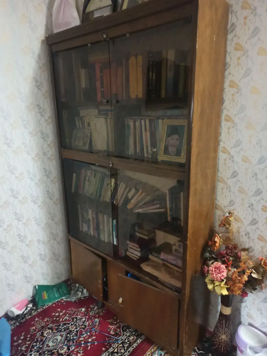 کتابخانه|کتابخانه، شلف، قفسه‌های دیواری|بیرجند, |دیوار