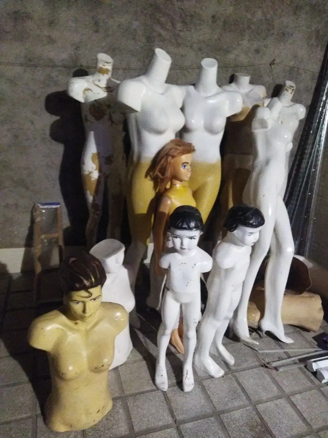 مانکن|فروشگاه و مغازه|گناباد, |دیوار