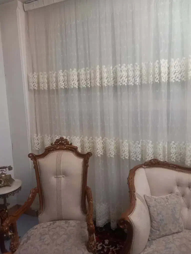 پرده پذیرایی|پرده، رانر، رومیزی|میانه, |دیوار