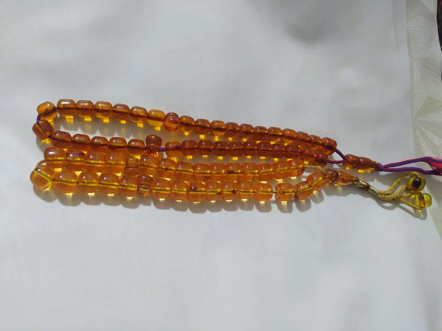 تسبیح قدیمی|کلکسیون اشیاء عتیقه|سنندج, |دیوار