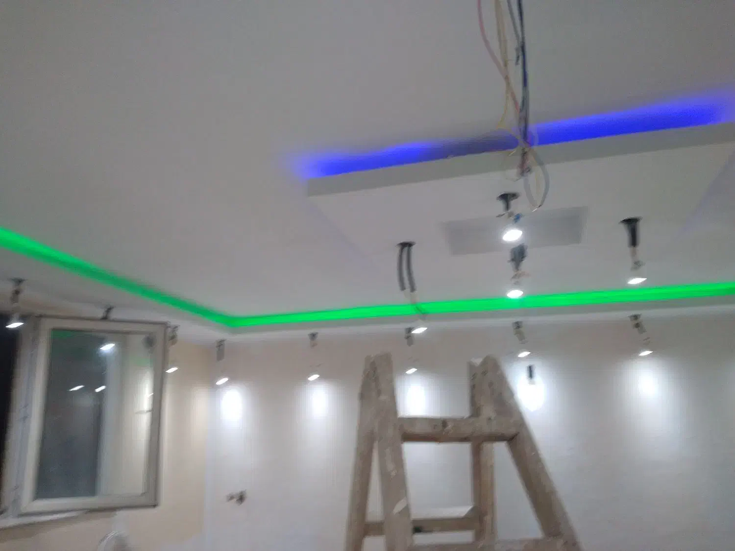 کناف کاری و نقاشی کاغذدیواری پارکت|خدمات پیشه و مهارت|اهر, |دیوار