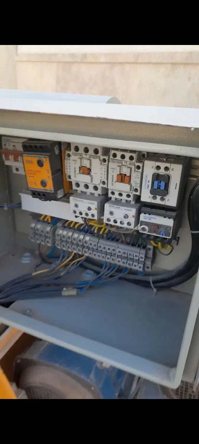 دستگاه سیمان پاش مخزن بزرگ|مصالح و تجهیزات ساختمان|اصفهان, جلفا|دیوار