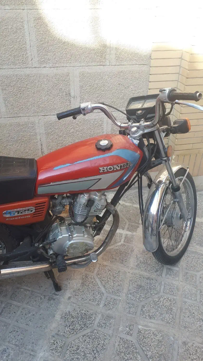 موتور ۱۲۵ساوین تمیز|موتورسیکلت|همدان, |دیوار