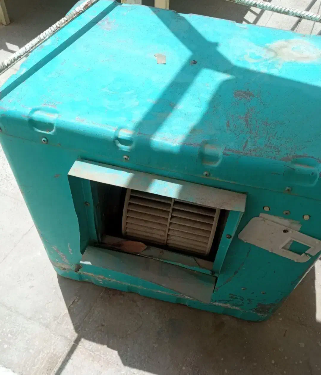 کولر ابی|کولر آبی|جهرم, |دیوار