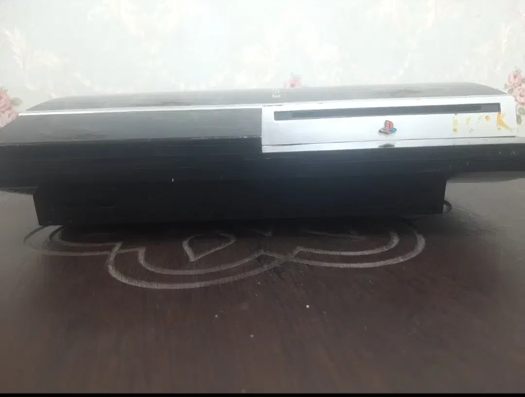 پلی استیشن ۳ ۳دسته+یک دسته یدکی|کنسول، بازی ویدئویی و آنلاین|نجف‌آباد, امیرآباد|دیوار