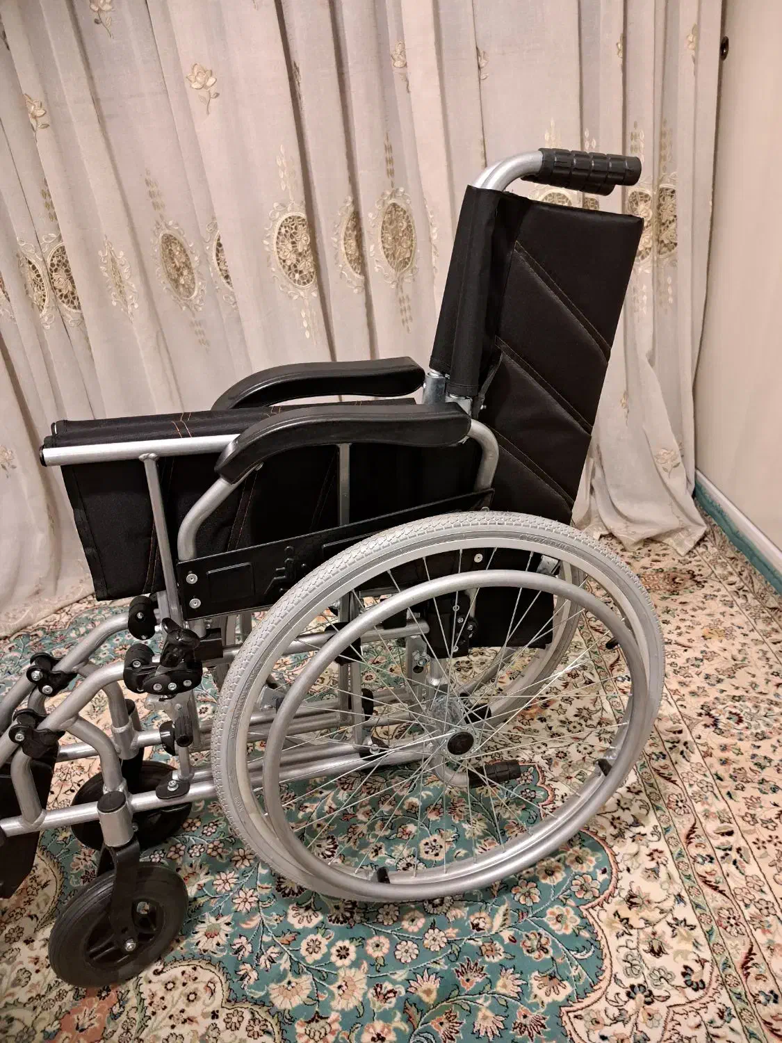 ویلچر|پزشکی|تهران, پرستار|دیوار