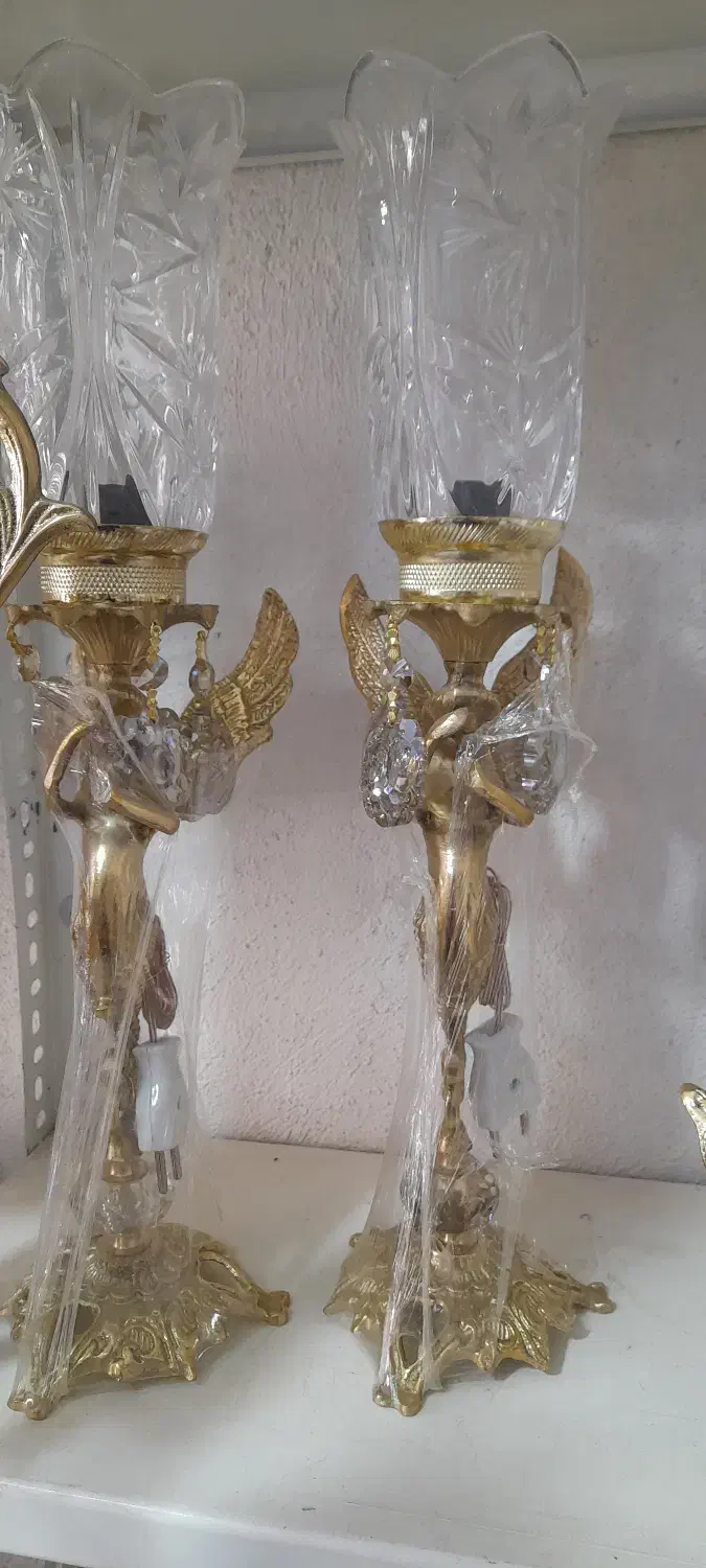 شمعدان فرشته|کلکسیون اشیاء عتیقه|تبریز, |دیوار