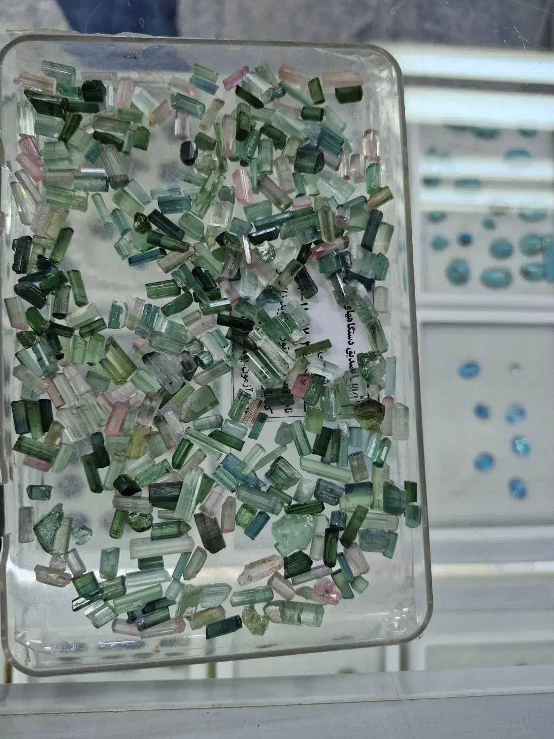 تورمالین رنگی|جواهرات|کرمان, |دیوار