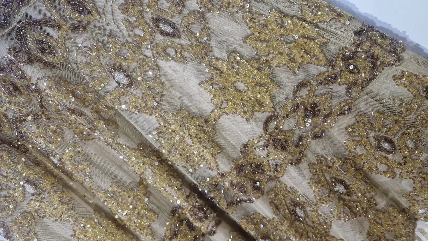 مجلسی لباس|لباس|فیروزکوه, |دیوار