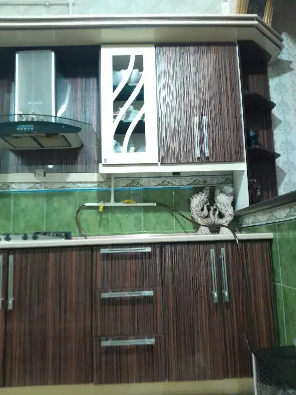 کابینت هایگلاس سالم و تمیز|مصالح و تجهیزات ساختمان|سوسنگرد, |دیوار