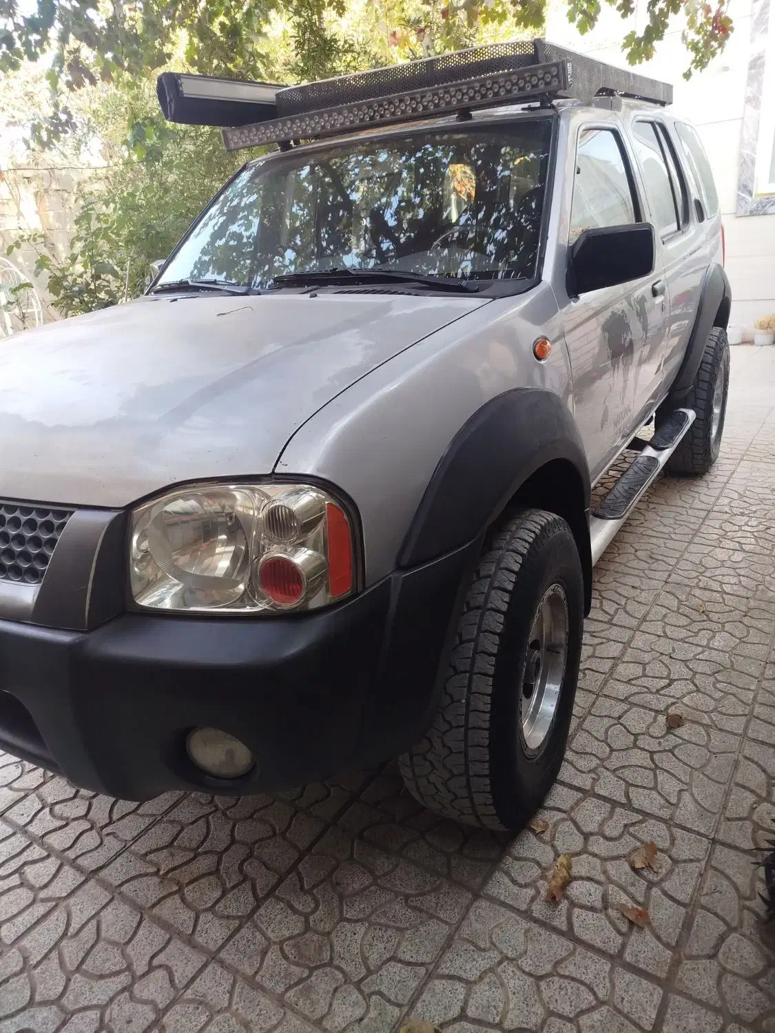 رونیز مدل 83 نقرهای دولکه رنگ سالم بالوازم|خودرو سواری و وانت|طارم, |دیوار