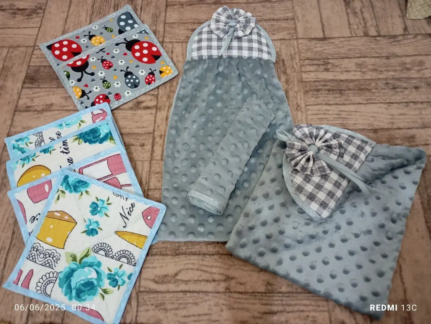 دستگیره و دستمال آشپزخونه|سفره، حوله، دستمال آشپزخانه|قائن, |دیوار