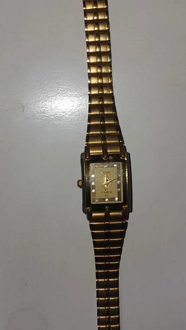 ساعت مچی زنانه|ساعت|کرج, کمالشهر|دیوار