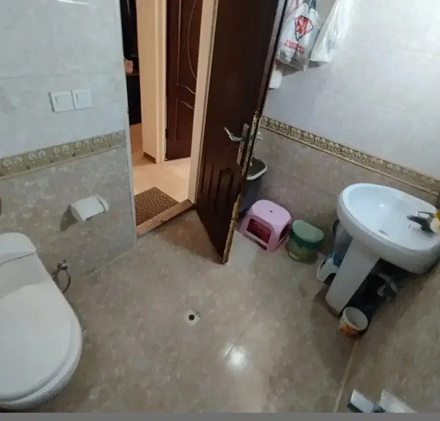 ۱۳۵ متر ۳ خواب نوساز تکواحدی فول امکانات