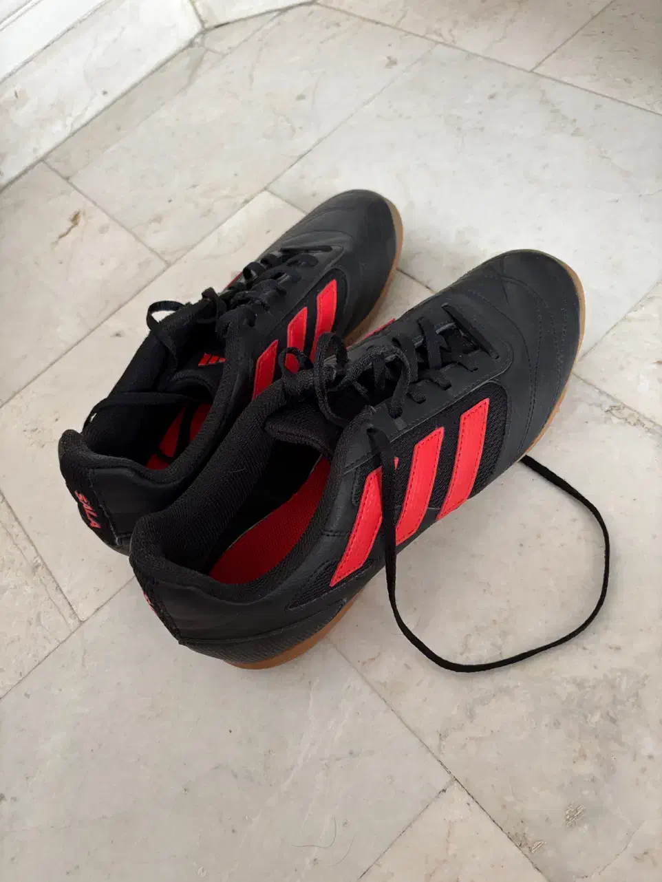 کفش فوتسال آدیداس - اورجینال|کیف، کفش، کمربند|تهران, محمودیه|دیوار