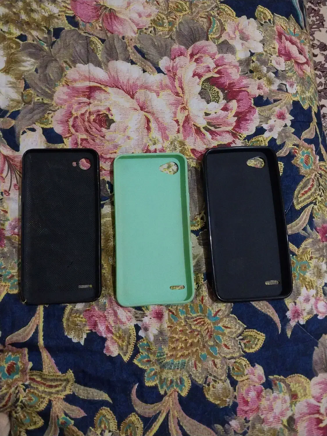 سه عدد کاور LG Q6|لوازم جانبی موبایل و تبلت|شهرکرد, |دیوار