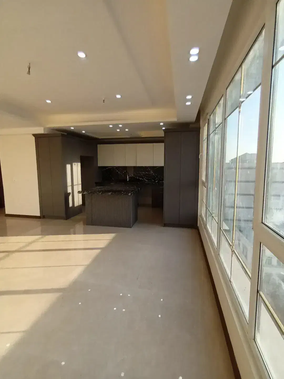 149متر / تکواحدی/۳ خواب /بازسازی/لابی