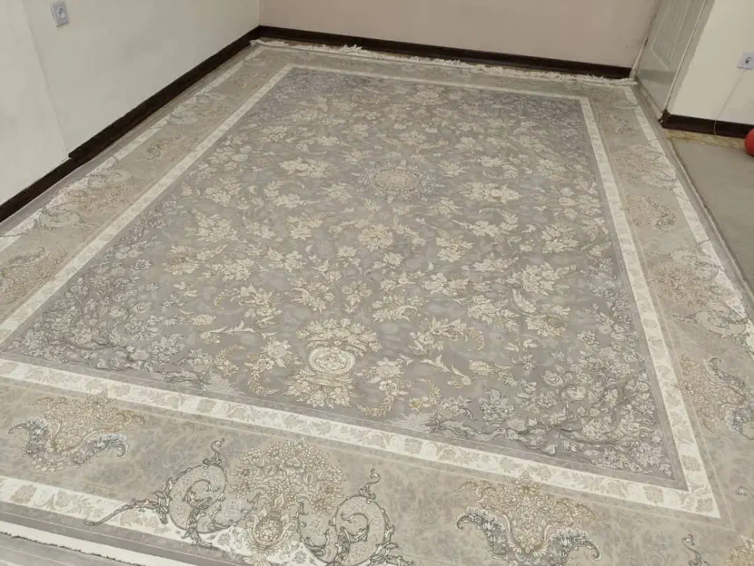 دوتحته فرش ۱۲متری و یک تخته فرش ۴متری|فرش|قدس, شهر‌قدس|دیوار