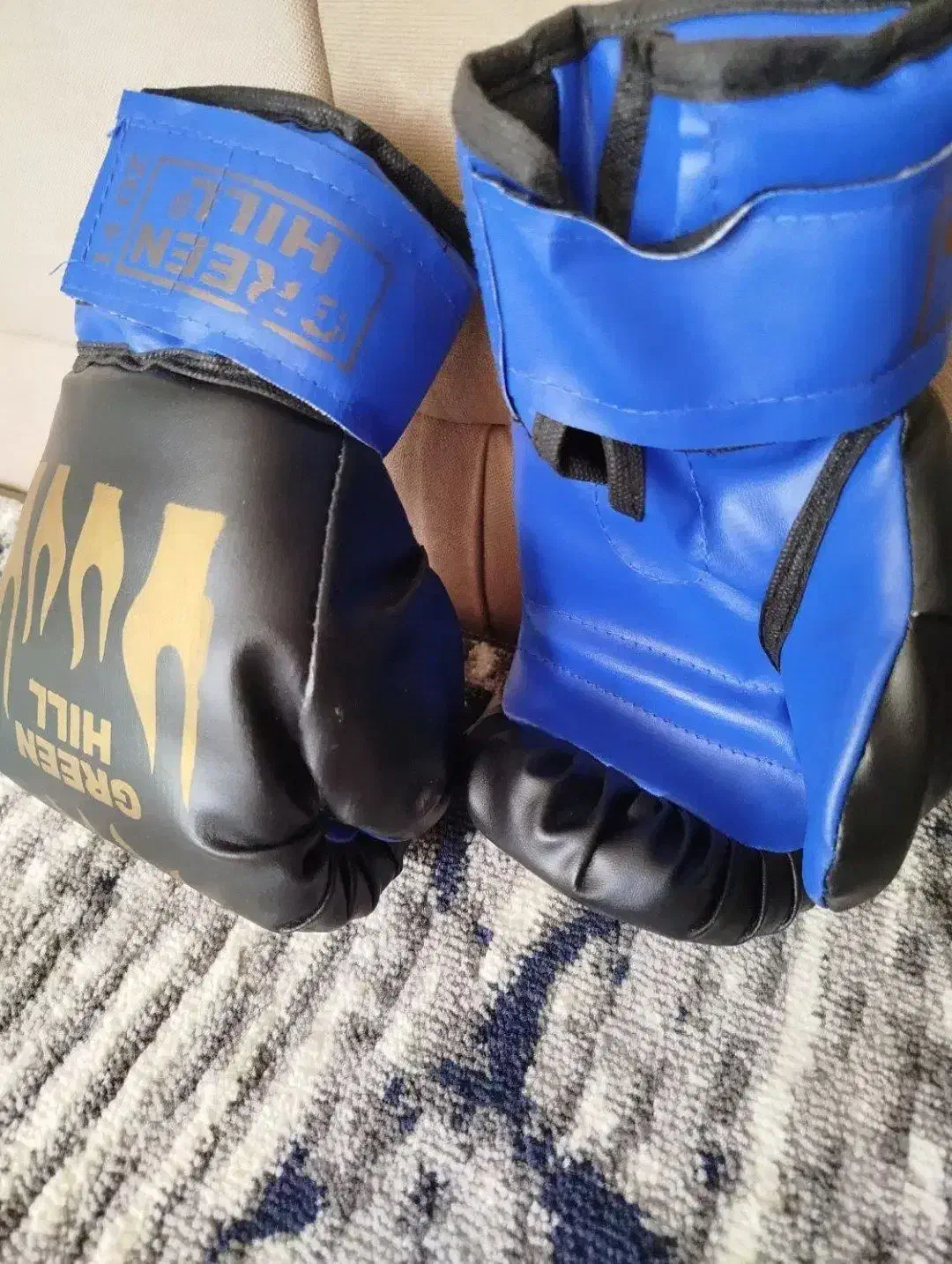 دستکش بوکس|تجهیزات ورزشی|ابهر, |دیوار