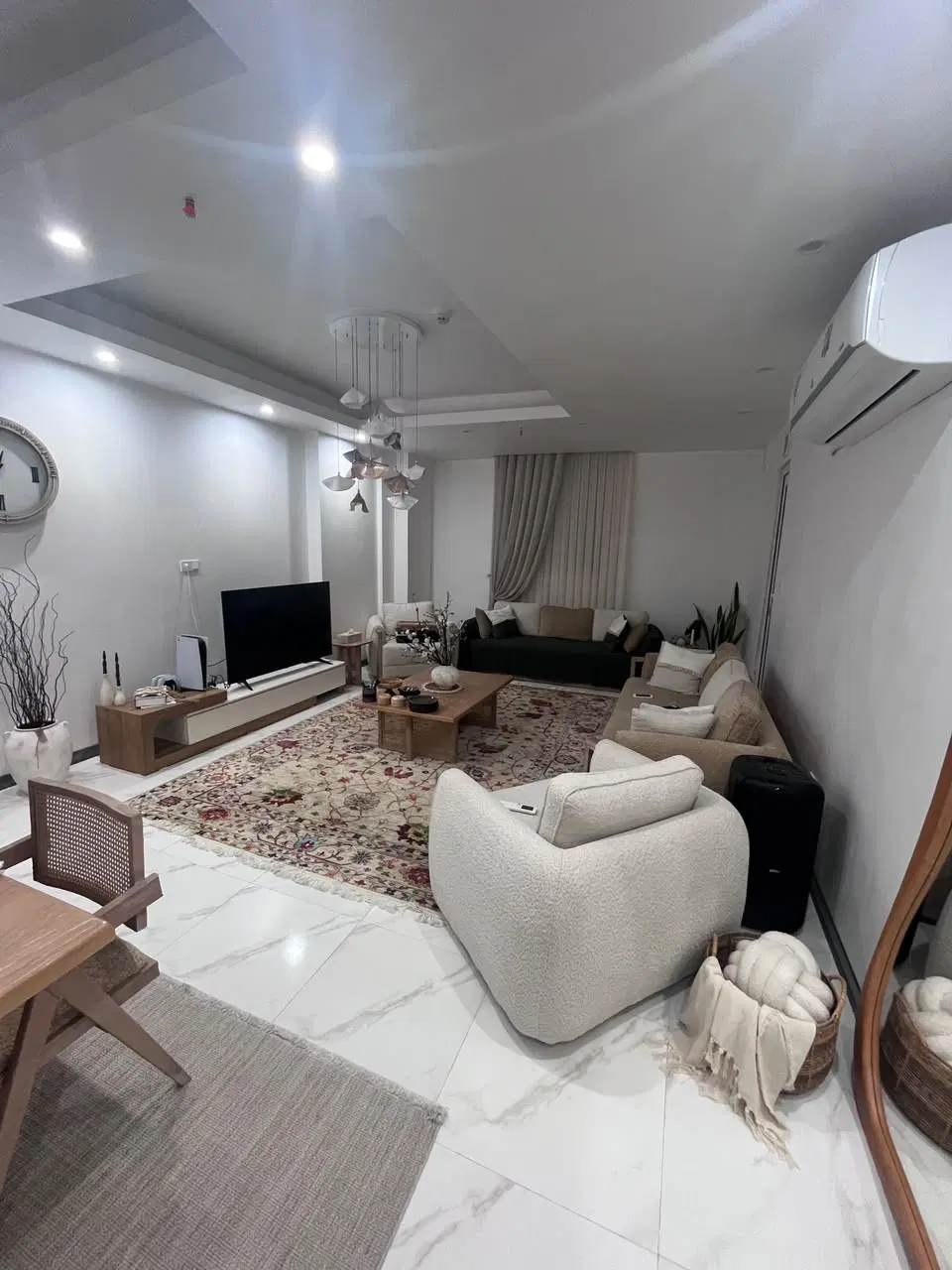95 متر /دو خواب/ مدبر / تخلیه