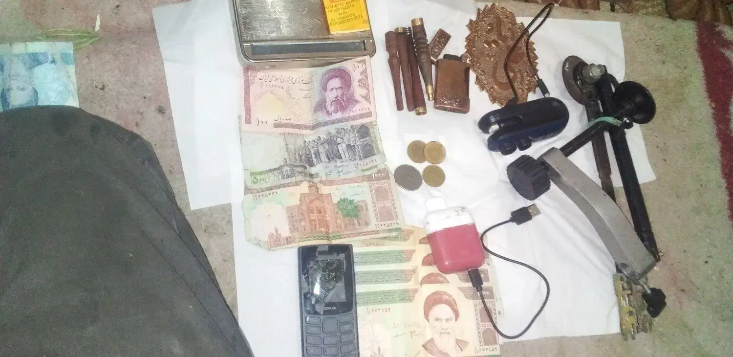 اوازم انتیک|کلکسیون اشیاء عتیقه|همدان, |دیوار