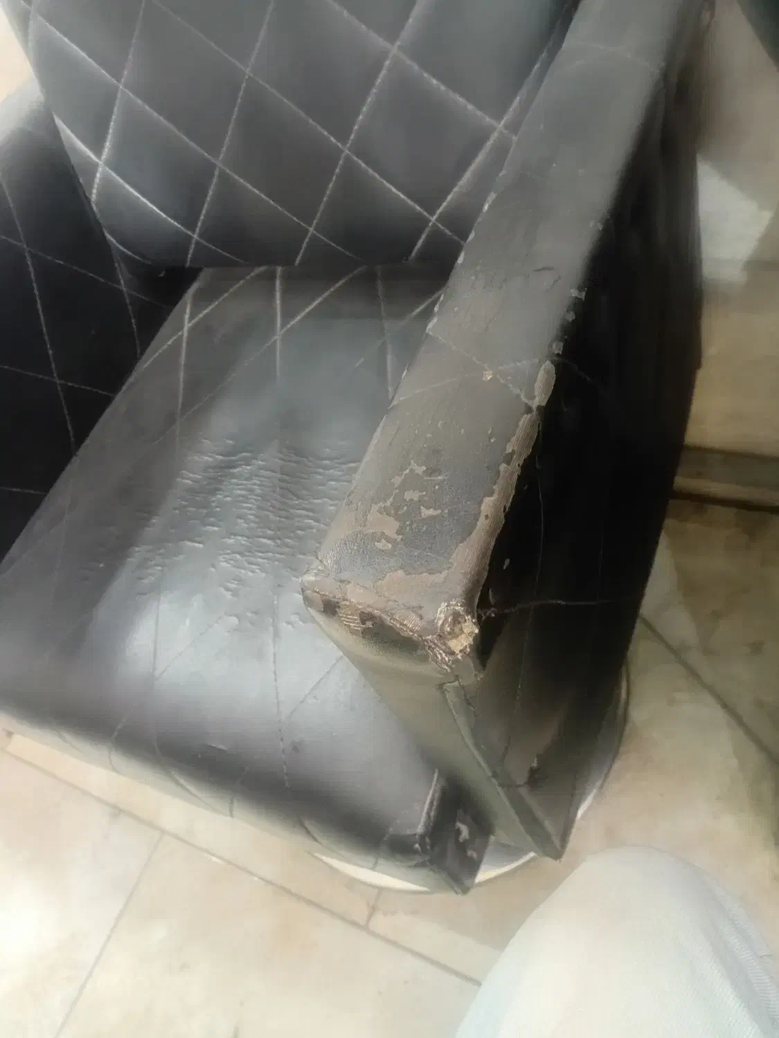 صندلی ارایشگری|آرایشگاه و سالن‌های زیبایی|شهریار, دهشاد بالا|دیوار