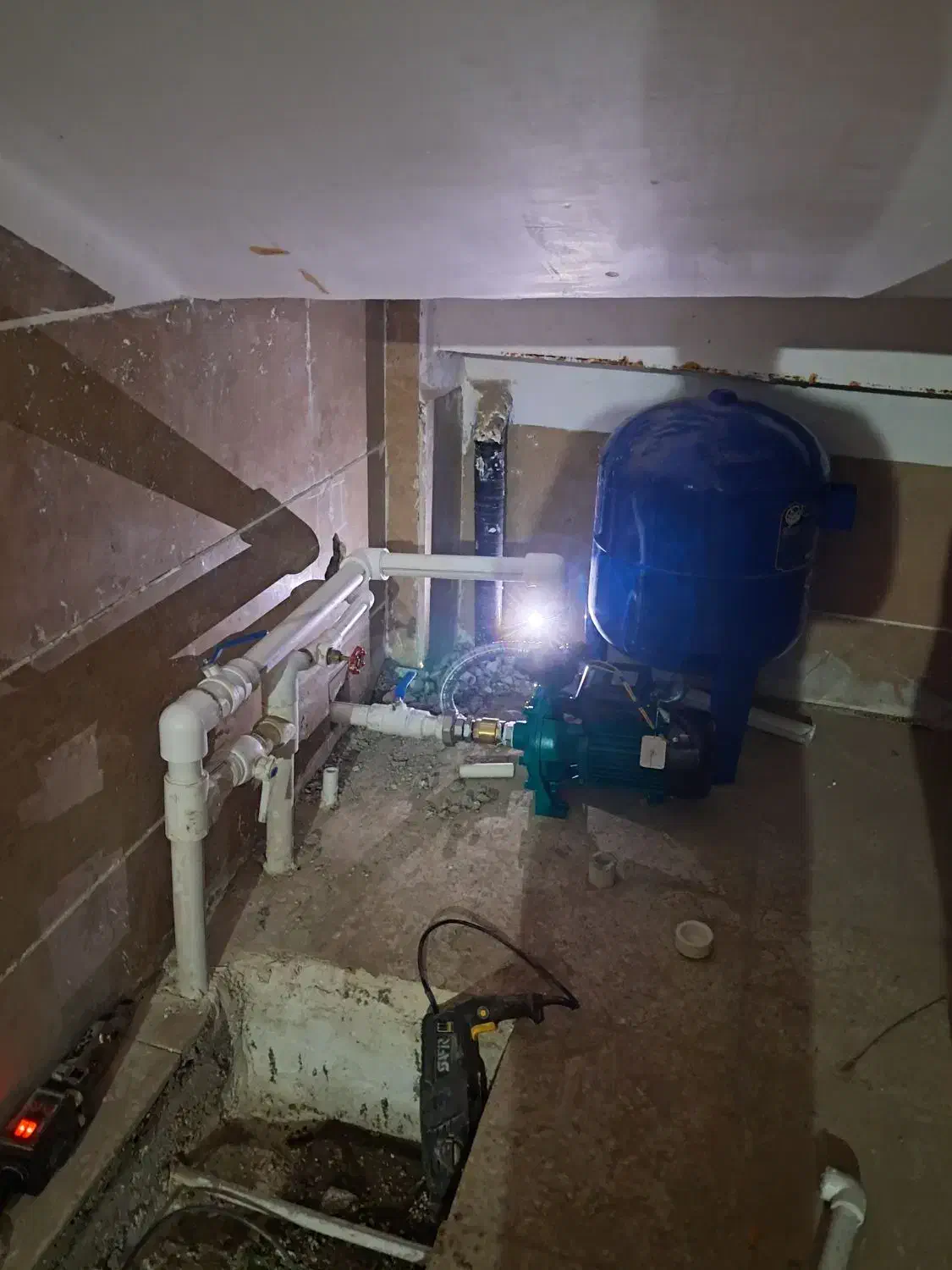 لوله کشی سردگرم آب فاظلاب نصب پمپ تانکر هشتگردجدید|خدمات پیشه و مهارت|هشتگرد, شهرک ایران خودرو|دیوار