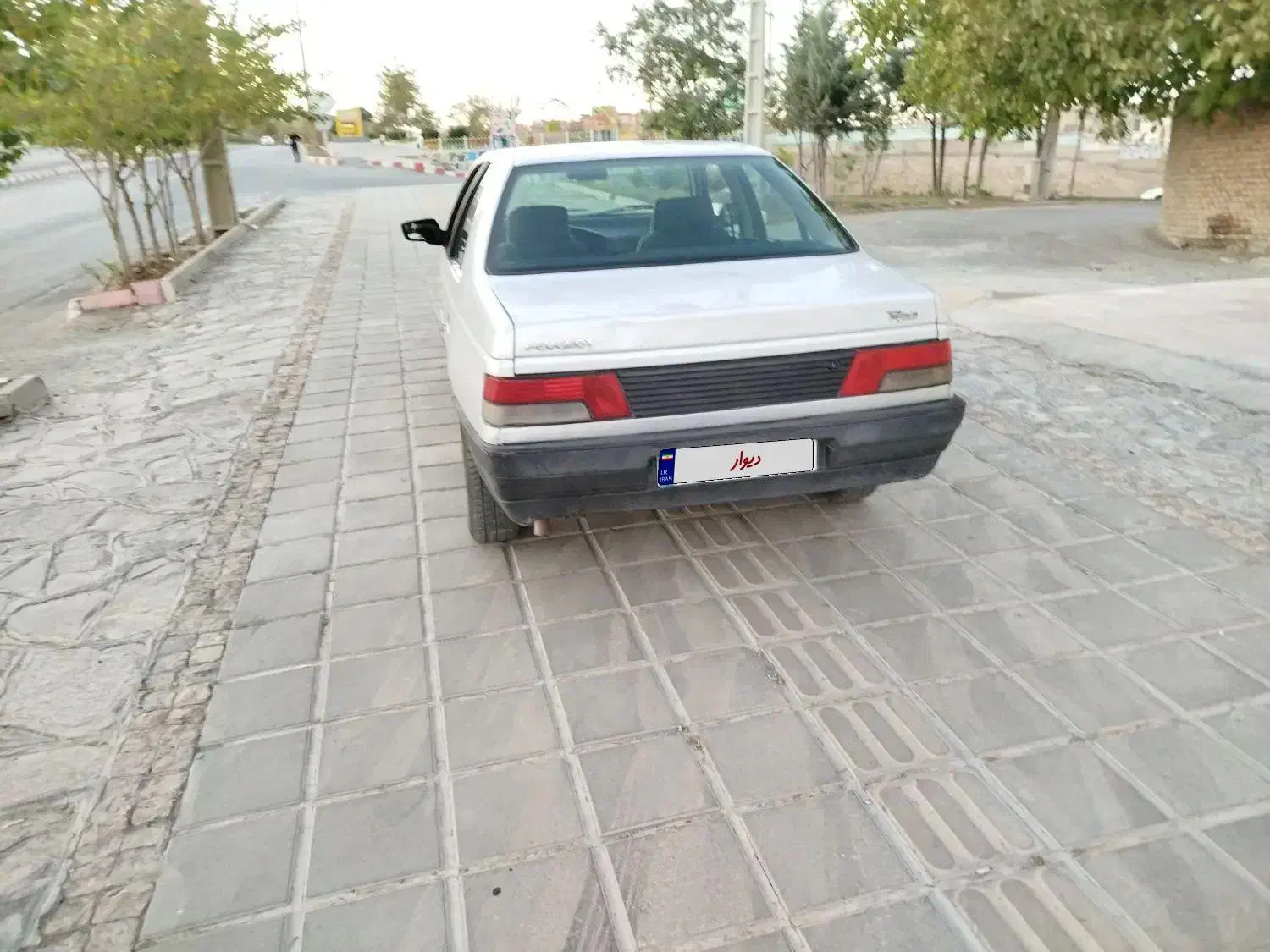 پژو روا بنزبنی|خودرو سواری و وانت|سنندج, |دیوار