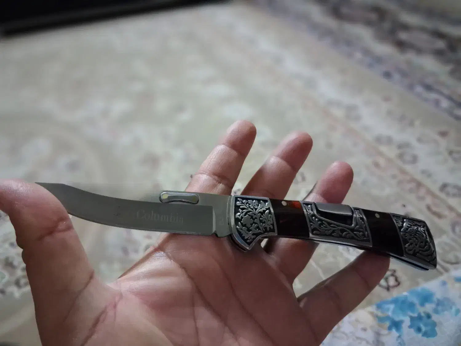 تعدادی چاقو وقداره|کلکسیون اشیاء عتیقه|ورامین, ورامین|دیوار