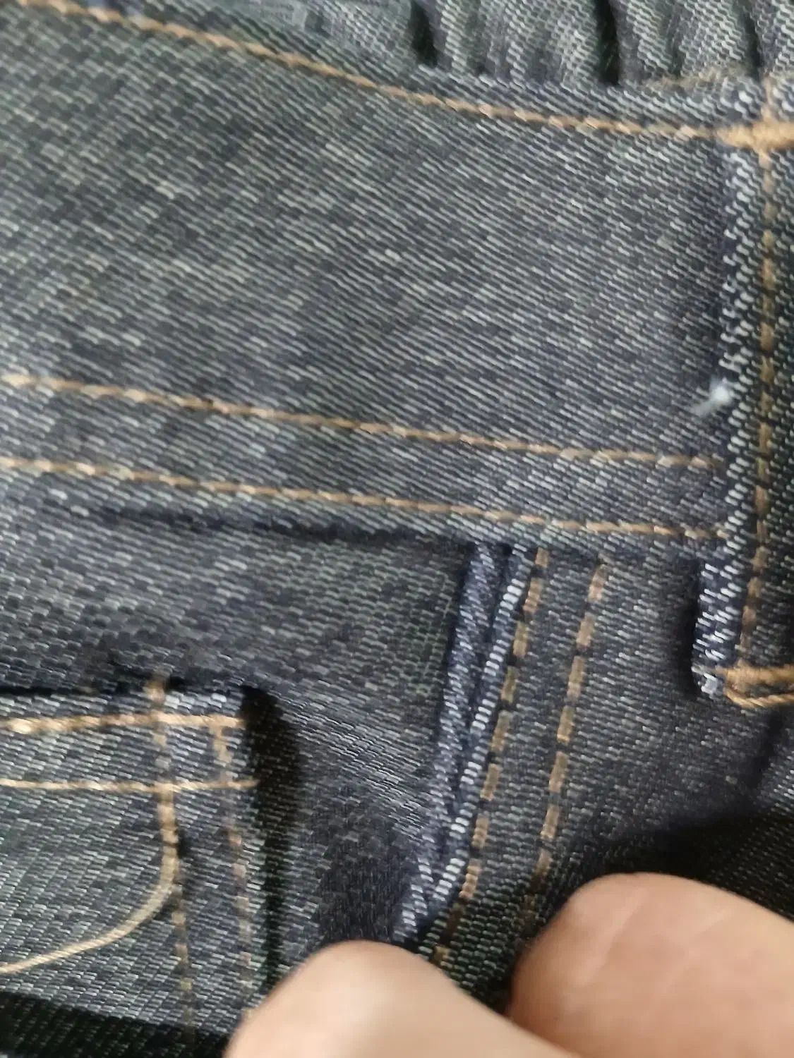 مزدی دوز بیرون بر و چرخکار شلوار جین زنانه|استخدام صنعتی، فنی، مهندسی|قرچک, مهدیه|دیوار