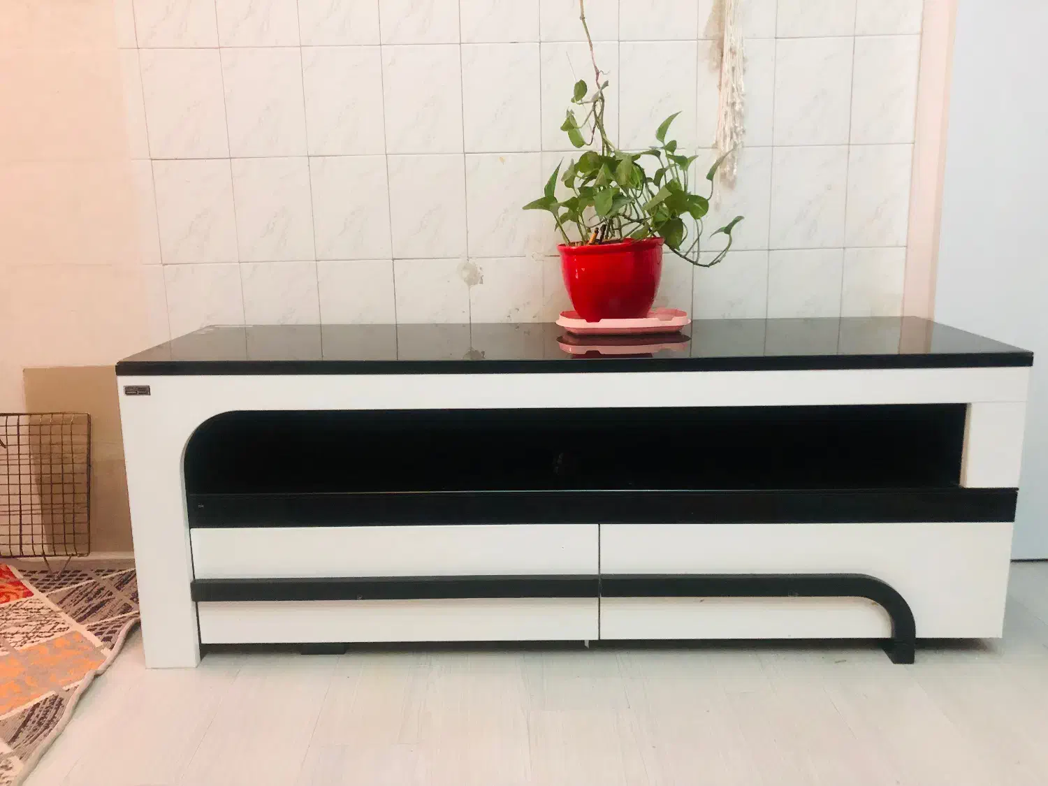 زیر تلویزیونی کاملن نو|میز تلویزیون|تهران, شهرک آزمایش|دیوار