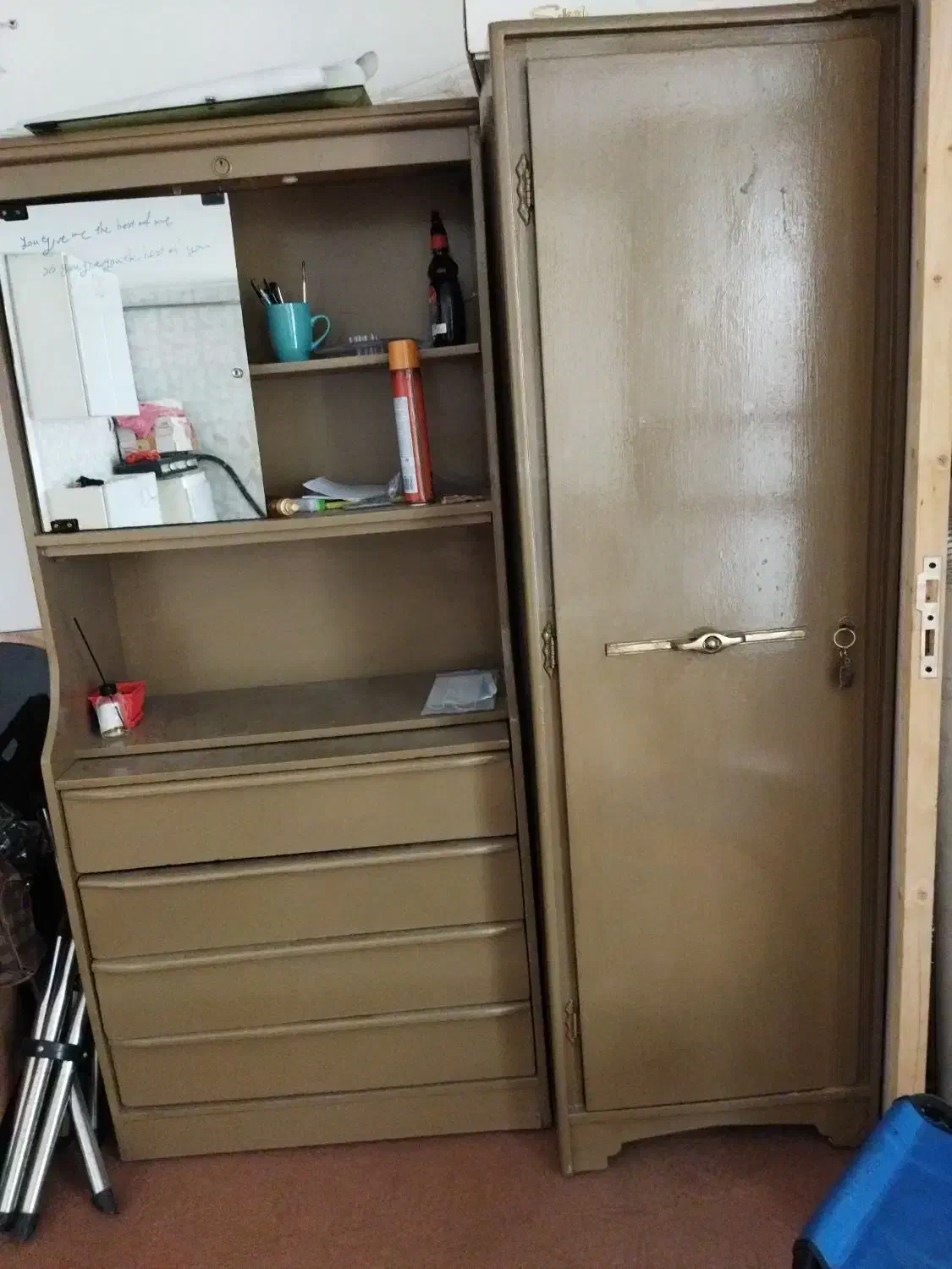 فروش|کتابخانه، شلف، قفسه‌های دیواری|میانه, |دیوار