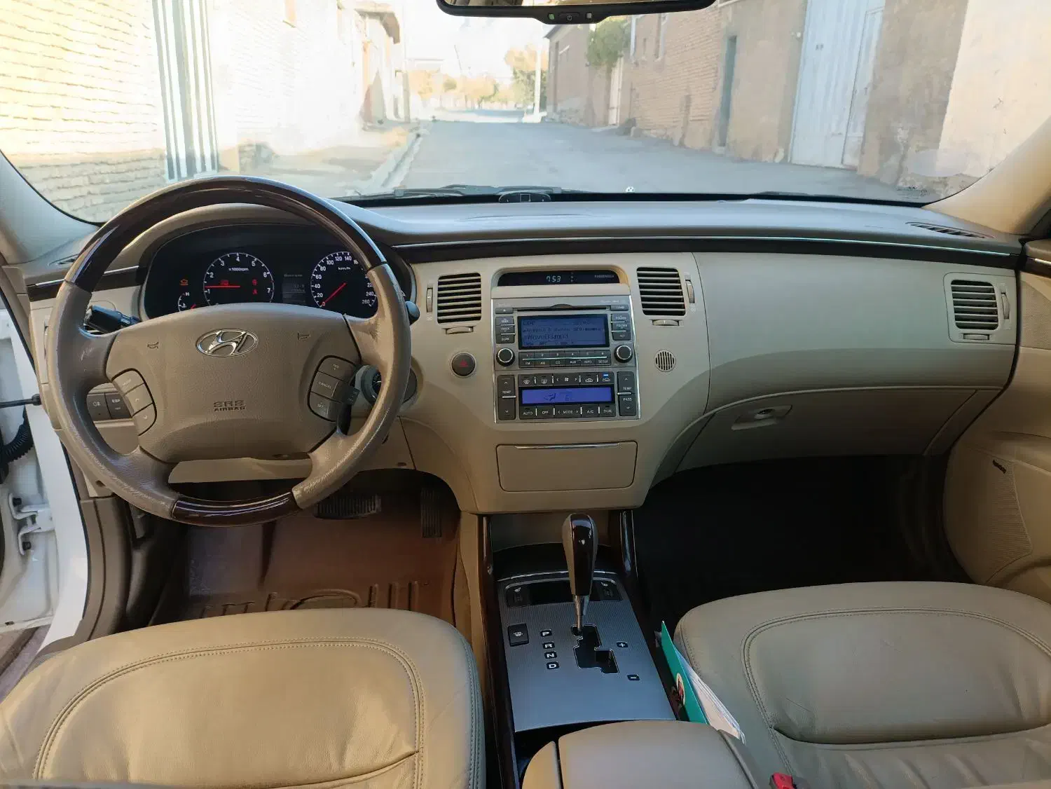 آزرا ۲۰۰۹|خودرو سواری و وانت|شهرکرد, |دیوار