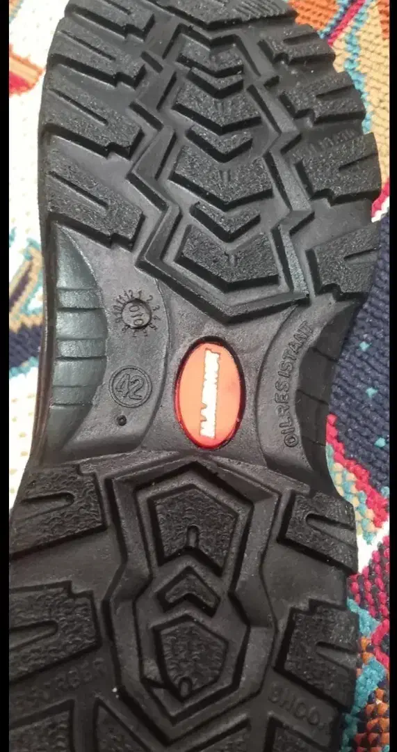 کفش ایمنی کار نو|کیف، کفش، کمربند|شاهینشهر, شهرک گلدیس|دیوار