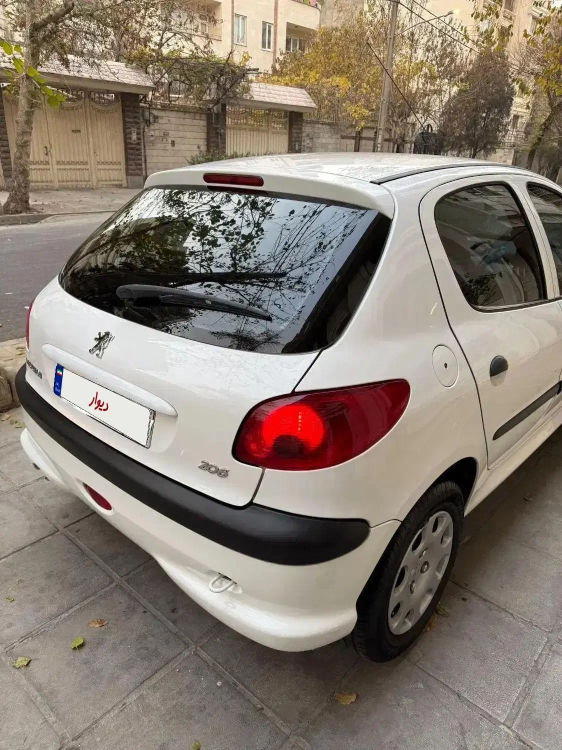 206تیپ۲مدل۱۴۰۱ در حد خشک کارخانه|خودرو سواری و وانت|فردیس, منظریه|دیوار