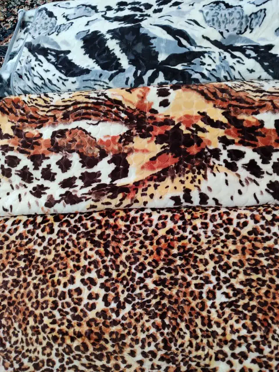 پتو|رختخواب، بالش، پتو|خرمدره, |دیوار