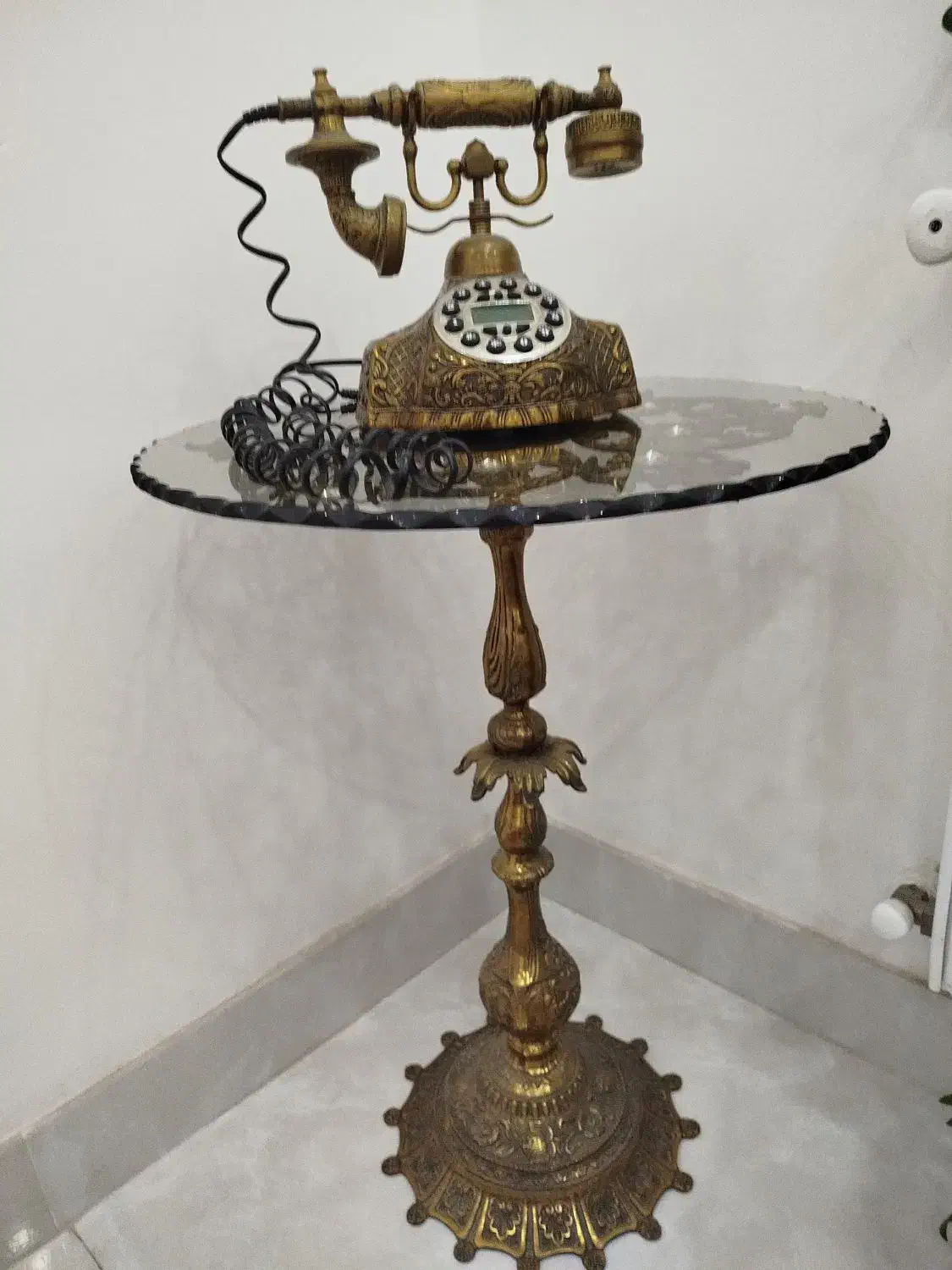 میز و تلفن برنز|میز تلفن|باقرشهر, |دیوار